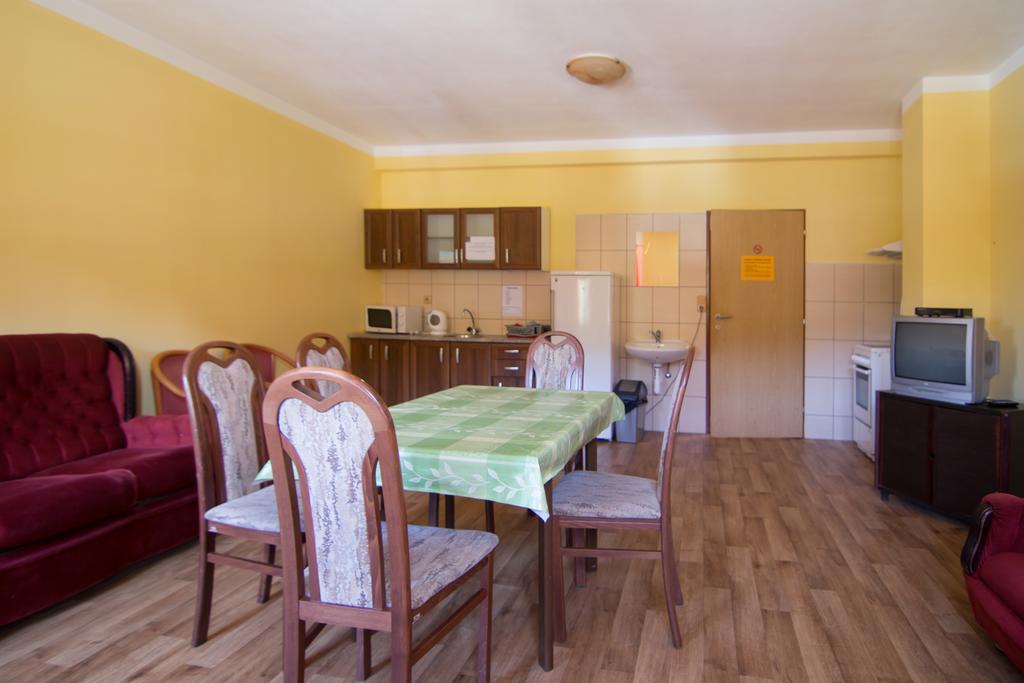 Ubytovna Pod Hrazi Vyšší Brod 外观 照片